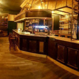 Le Corsaire Pub inside