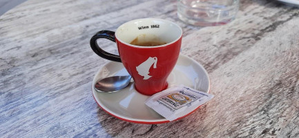 Le Corsaire Pub drink