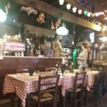 La Table De Joseph Dentro