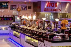 Gourmet Wok inside