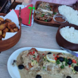 Chez Les Jumelles food