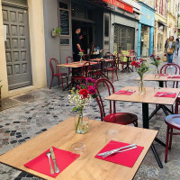Le Gibolin outside