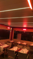Le Porc St Leu inside
