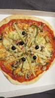 La Pat'a Pizza food