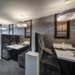 Maximin Hellio À l'intérieur