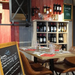 De La Croix Des Landes Dentro