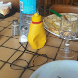 Aux 2 Coqs Chez Sabine Et Manu Bebida