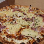 Pizzeria Parietti Food