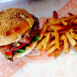 Little Jeanne Burgers Nourriture