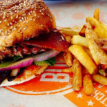 Little Jeanne Burgers Nourriture