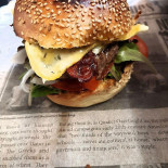 Little Jeanne Burgers Nourriture