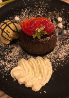 Le Grand Café Capucines food