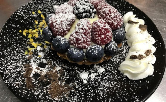 Le Grand Café Capucines food