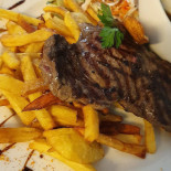 Auberge du Saint-Graal food