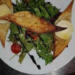 Auberge du Saint-Graal food