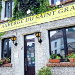 Auberge du Saint-Graal outside