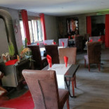 La Terrasse Du Green Chateau D'hem Dentro