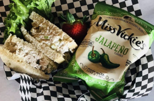 Buffet Lukas Boisson