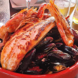 Le Grillon Nourriture