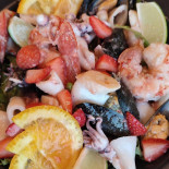 Le Grillon Nourriture