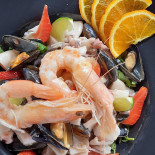 Le Grillon Nourriture