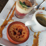 Le Grillon Nourriture