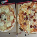 Le Grillon Nourriture