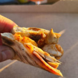 Le Kiosque à Pizzas Aix-villemaur-pâlis food