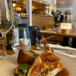 Les Passantes Comida