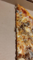Pizzeria Reno'mets food