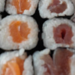 Kimono Rouge Nourriture