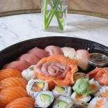 Kimono Rouge Nourriture