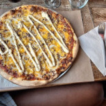 Entre-nous Pizza Ambon Food