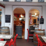 Bistrot De La Plage inside