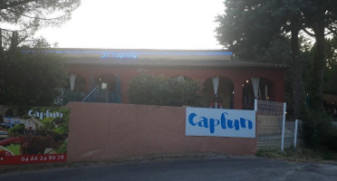 Lou Pitchounet outside