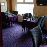 Le Bistrot De Pierre inside