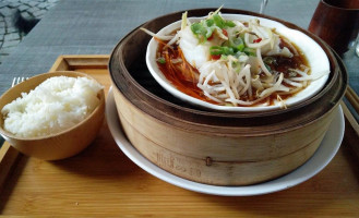 Chez H food