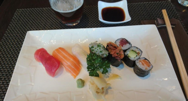 sushi raku food