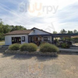 A La Maison Exterior