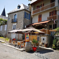 Cafe De Londres outside