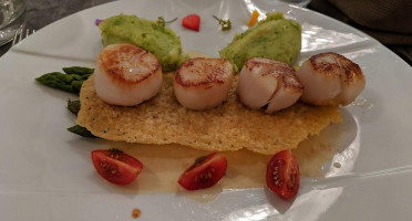 La Taille de Guepe food