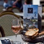 Le V, Ars En RÉ Bebida