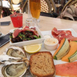 Le V, Ars En RÉ Comida