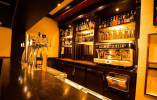 Pub Les Coulisses inside