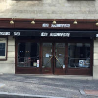 Pub Les Coulisses outside