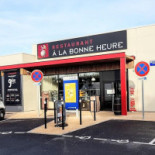 A La Bonne Heure Exterior