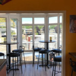 Maximin Hellio À l'intérieur