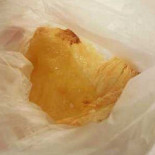 Le Champ Des Lunes food