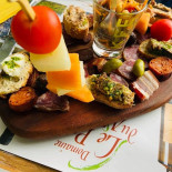 La Grangette De Biquette Nourriture