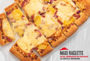 Pizza Hut food